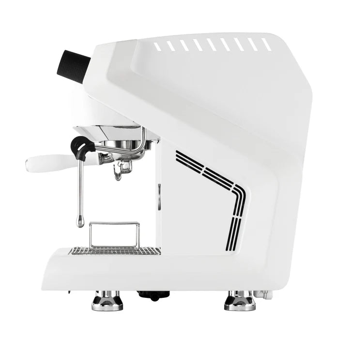 G3149 espresso maker with digital display East Africa cafés and hotels